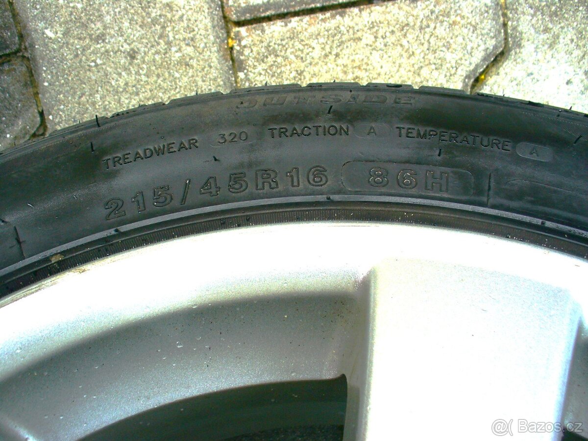 ŠKODA RAPID - 9