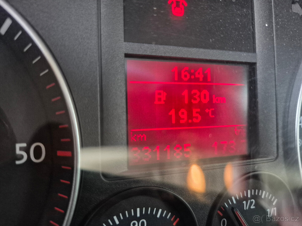 VOLKSWAGEN GOLF 5 1.9 TDi - 9