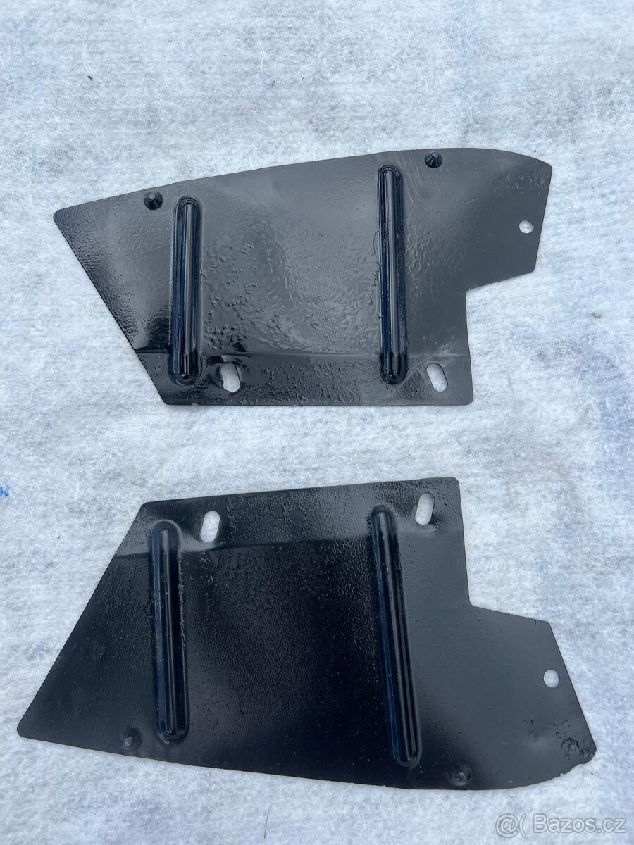 Plechy kolem motoru na Tatru 613 - 9