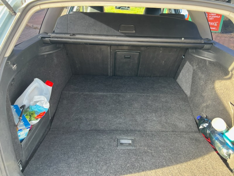 Prodám Volkswagen Passat DSG 2008 pojízdný - 9