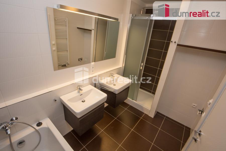 Pronájem bytu 4+kk 94 m2 Praha 4 Háje rezidenční komplex Mil - 9