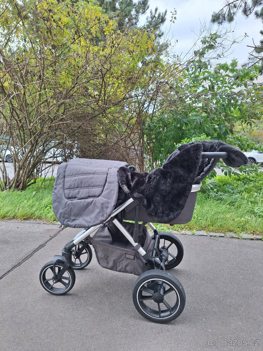 Kočárek Moon - 9