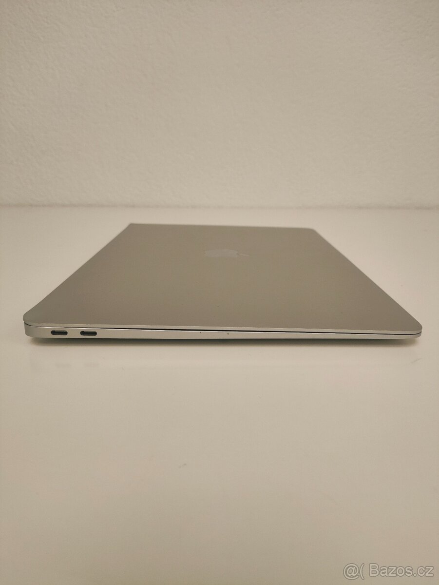 MacBook Air 2020 M1 | 8GB • 256GB SSD - 9