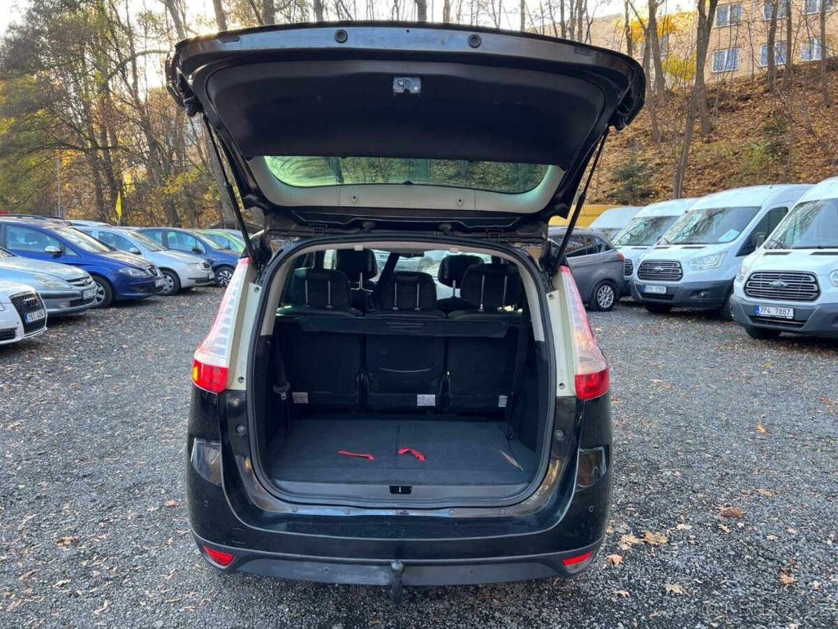 Renault Scenic 2.0 dCi 110 kW 7 míst INITIALE klima 2012 STK - 9