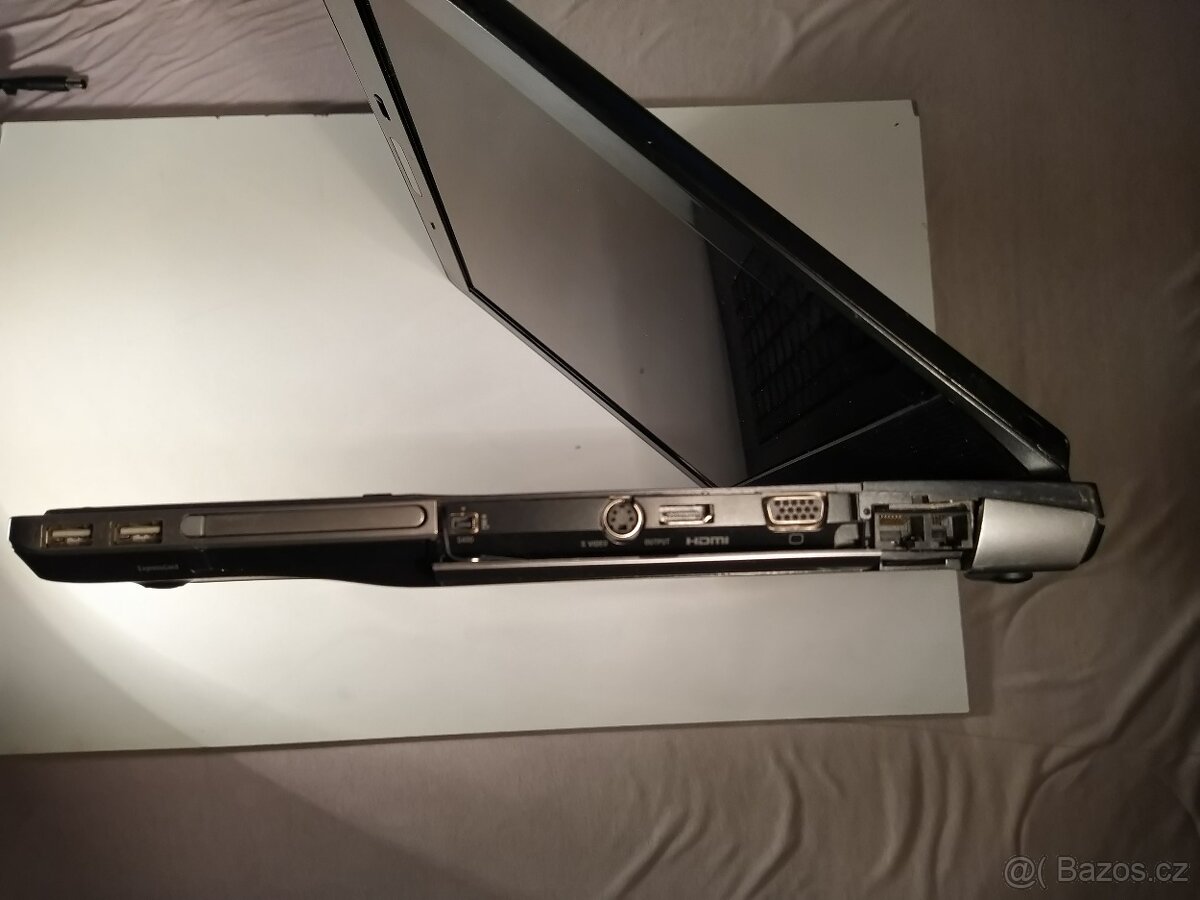 Sony Vaio VGN-R71S - 9