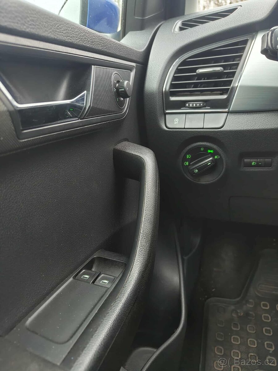 Škoda Fabia 1.2 TSI Active - 9