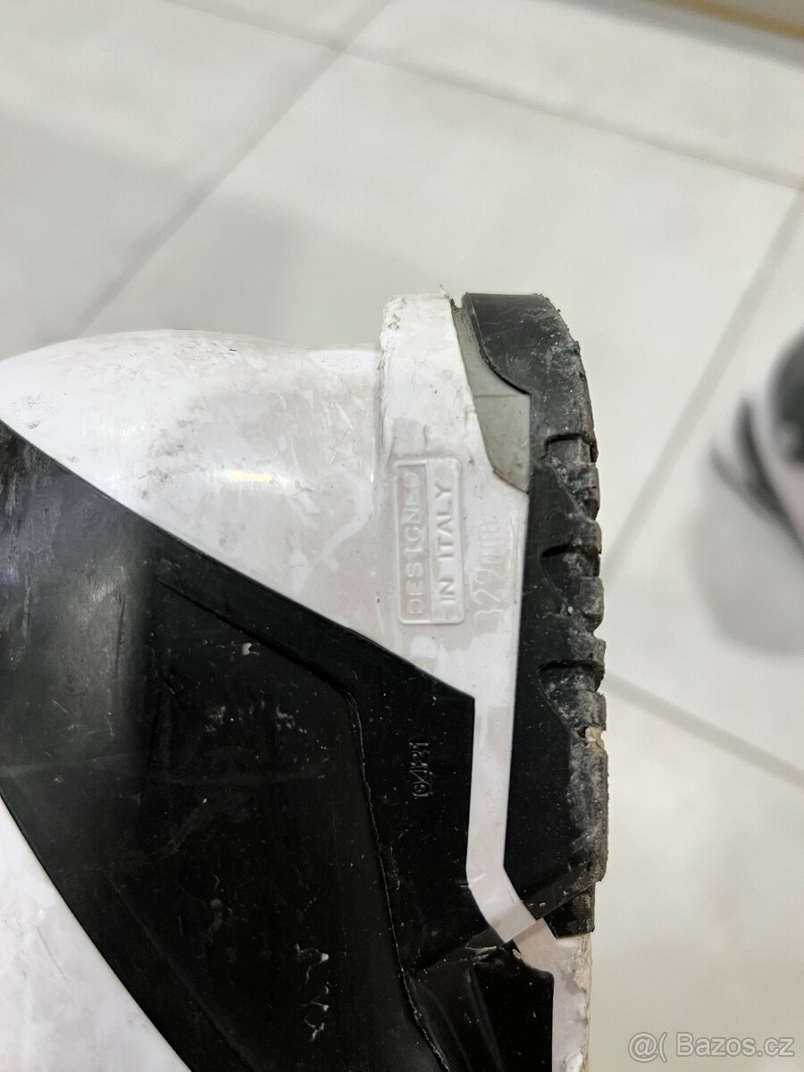 Použité lyžáky Head Next Edge 70 - vel. 28-28,5 - 9