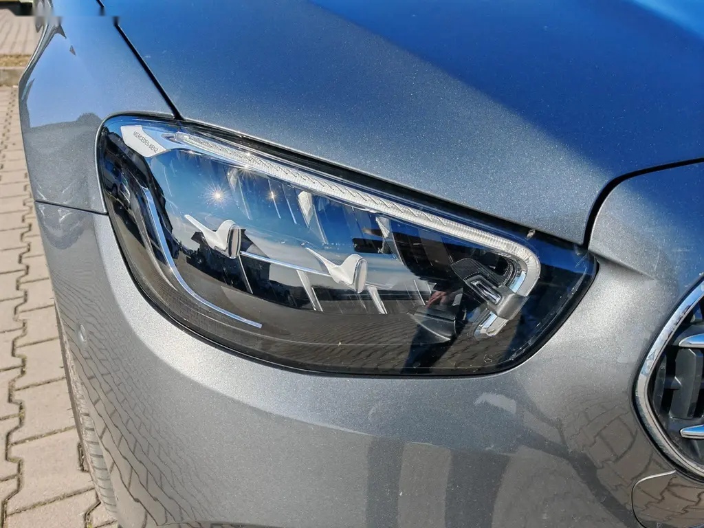 Mercedes-Benz Třídy E, E300de,Panorama,Tažné - 9