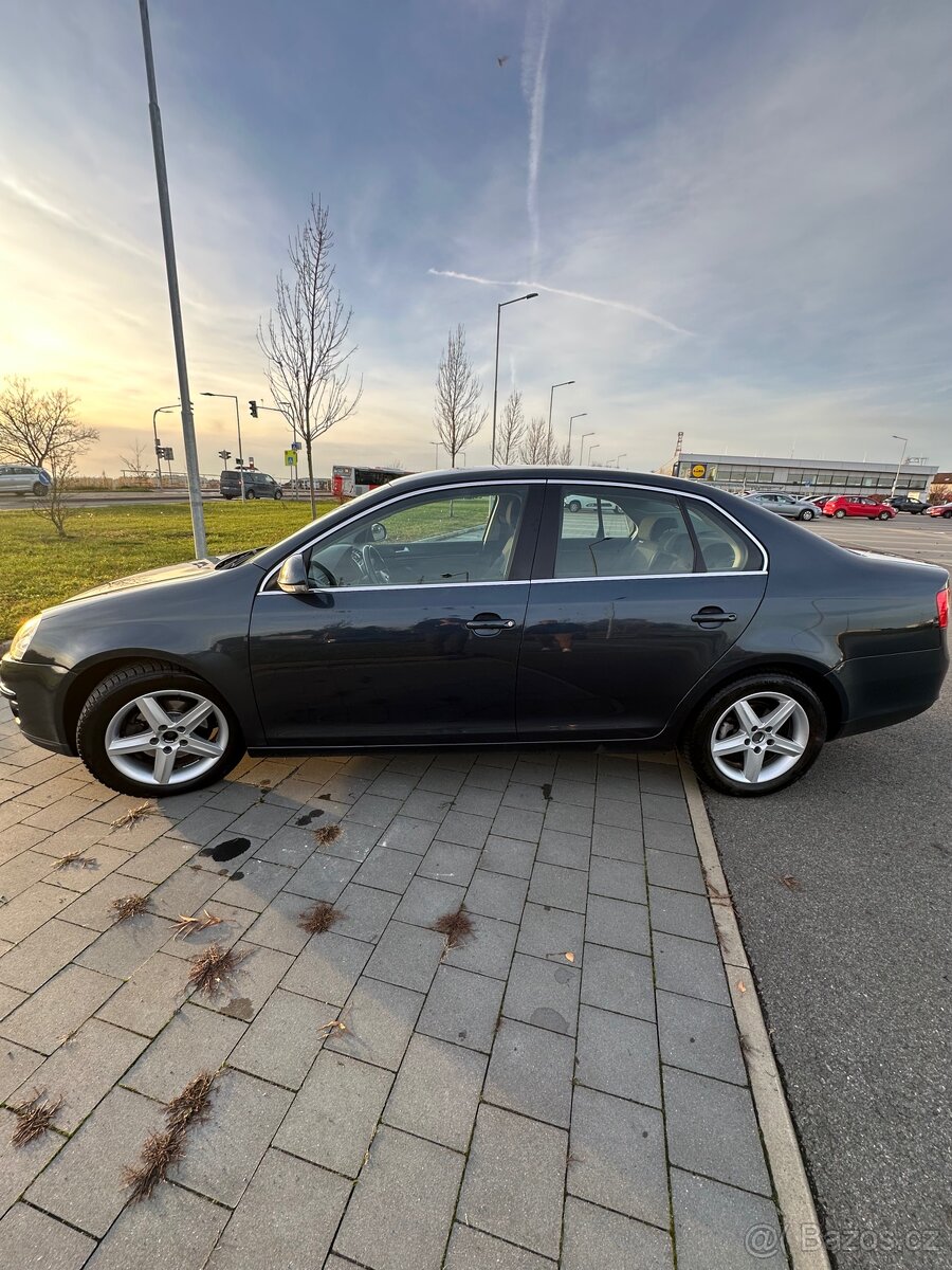 Vw Jetta 1.6 tdi Common rail - 9