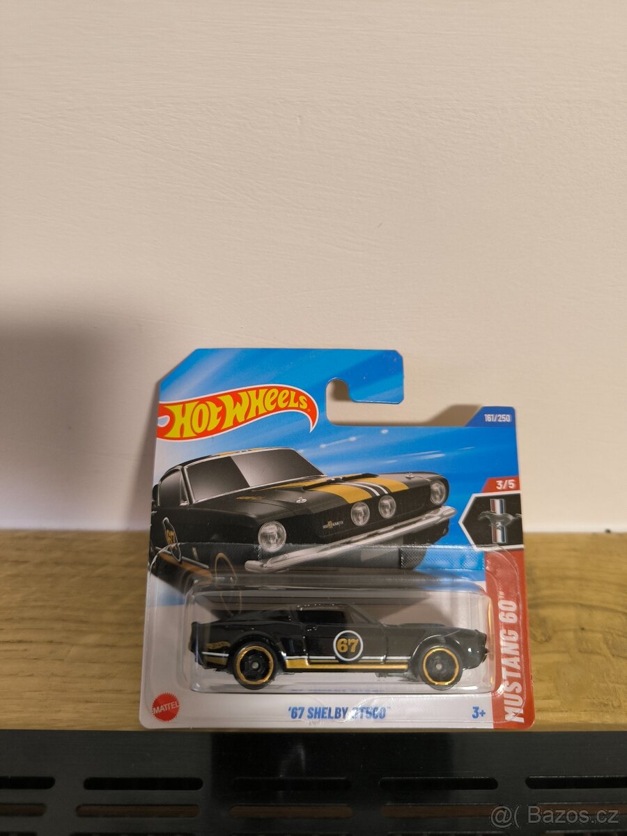 Hot Wheels modely autíček - 9