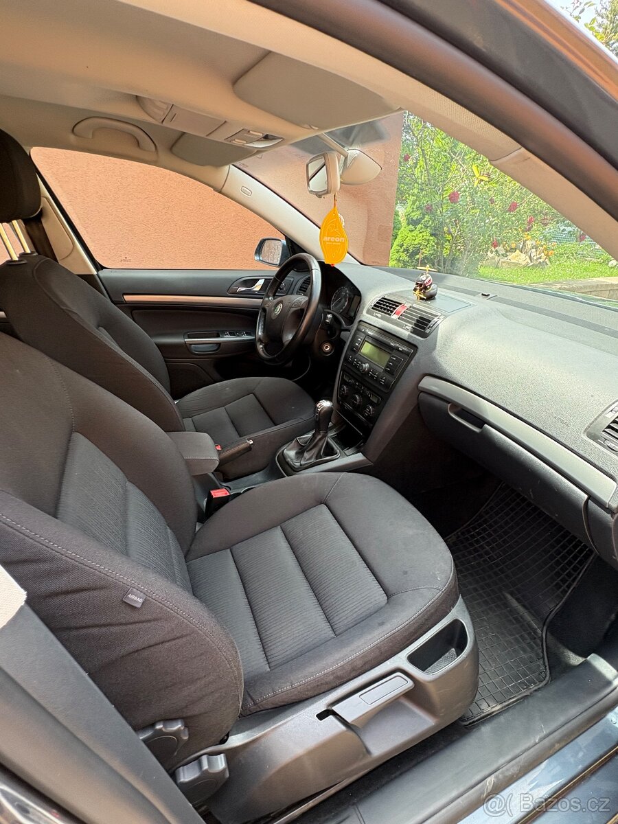 Škoda Octavia 2 FSI combi - 9