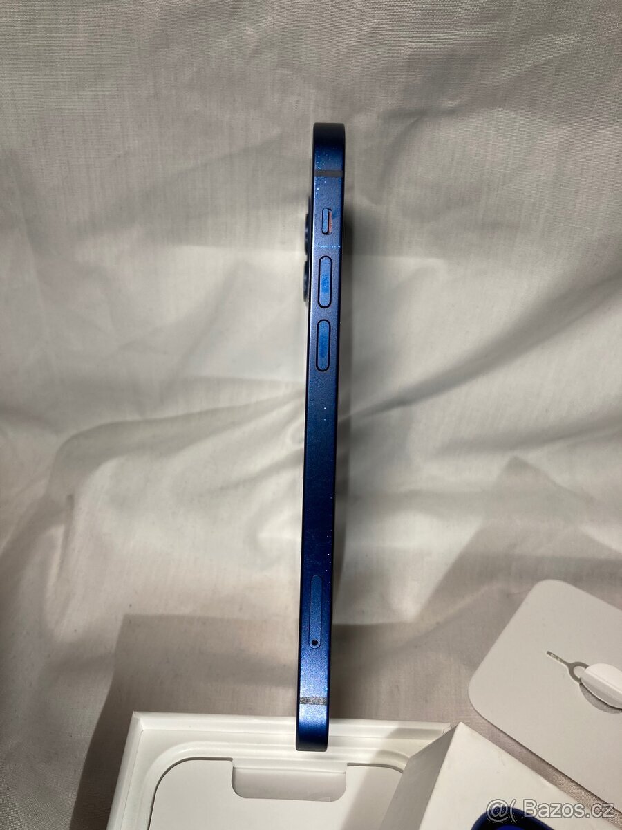 iPhone 12, 128GB - 9
