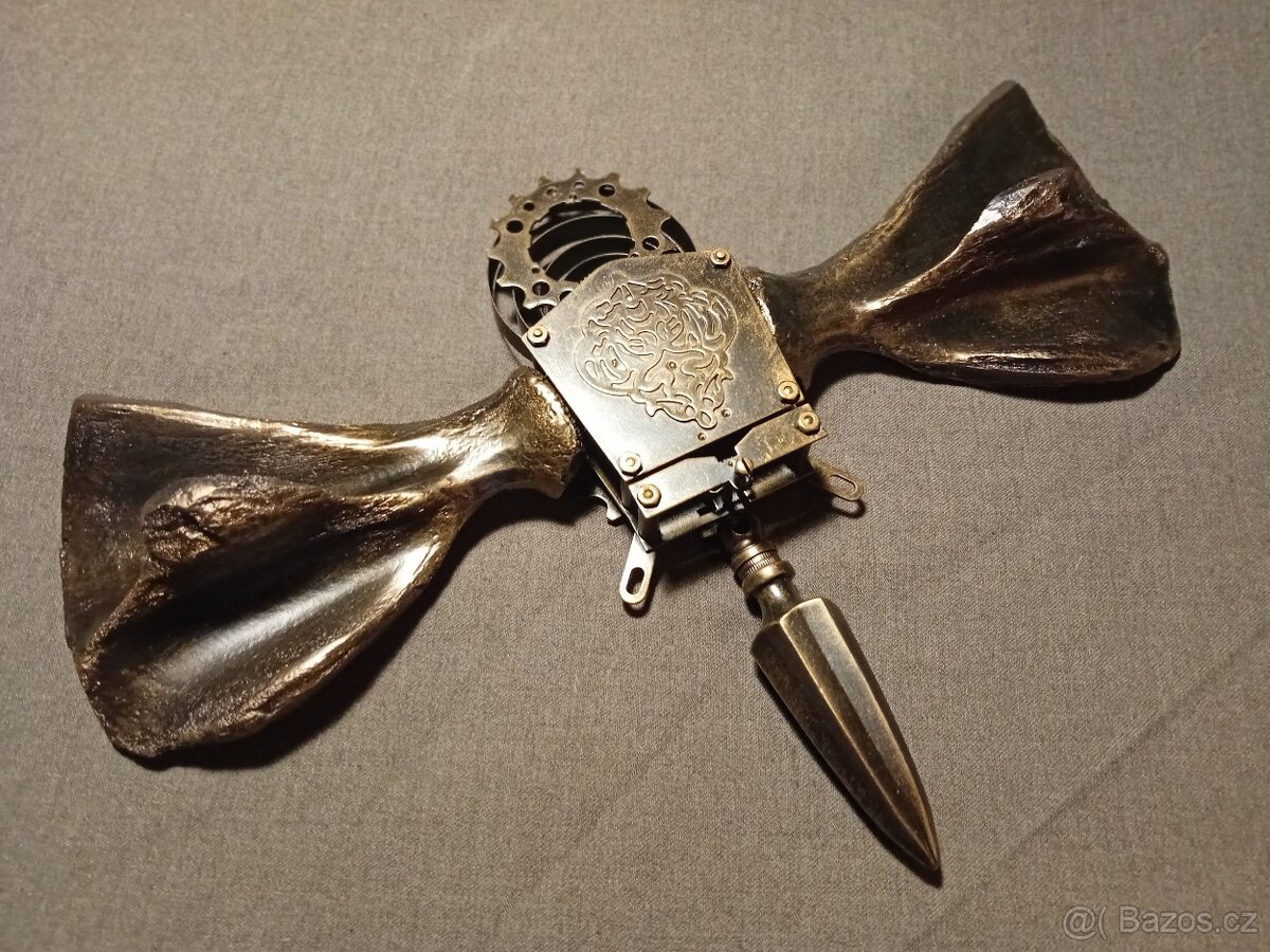 STEAMPUNK RECYCLE ART - PATINOVANÝ KOV. AUTORSKÁ TVORBA - 9