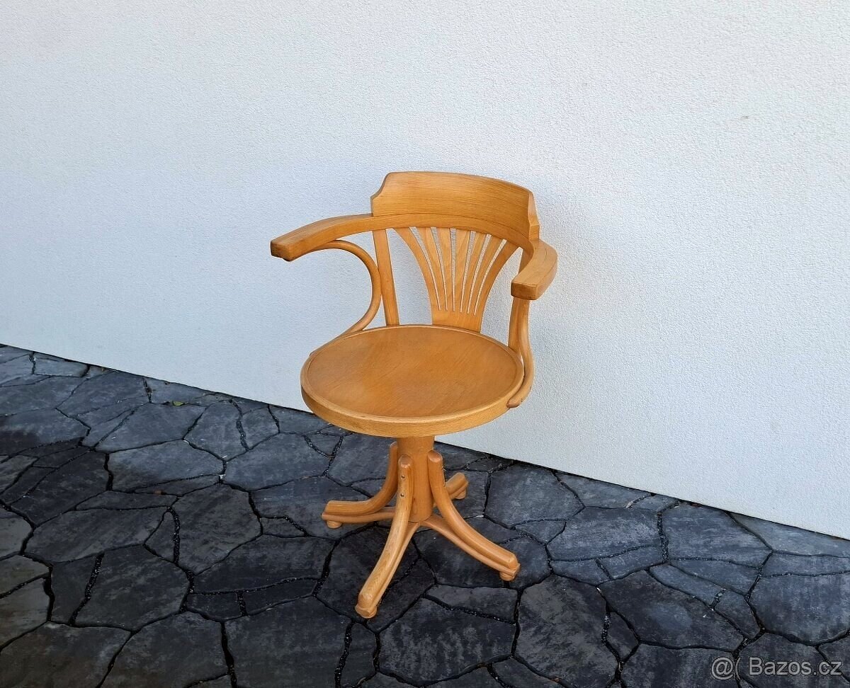 Otočné křeslo TON Kontor - 9