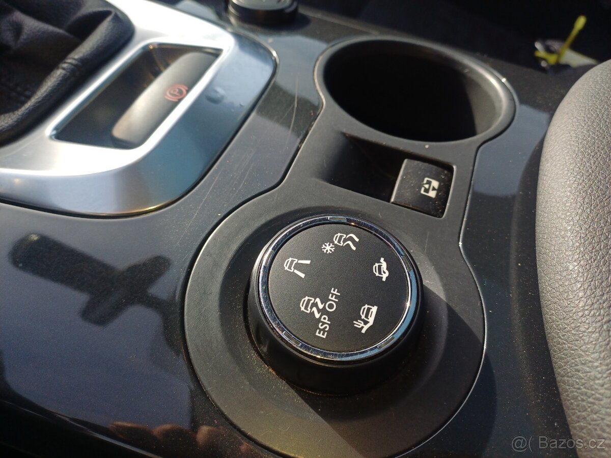 Peugeot 3008, 1,6 HDi - 9