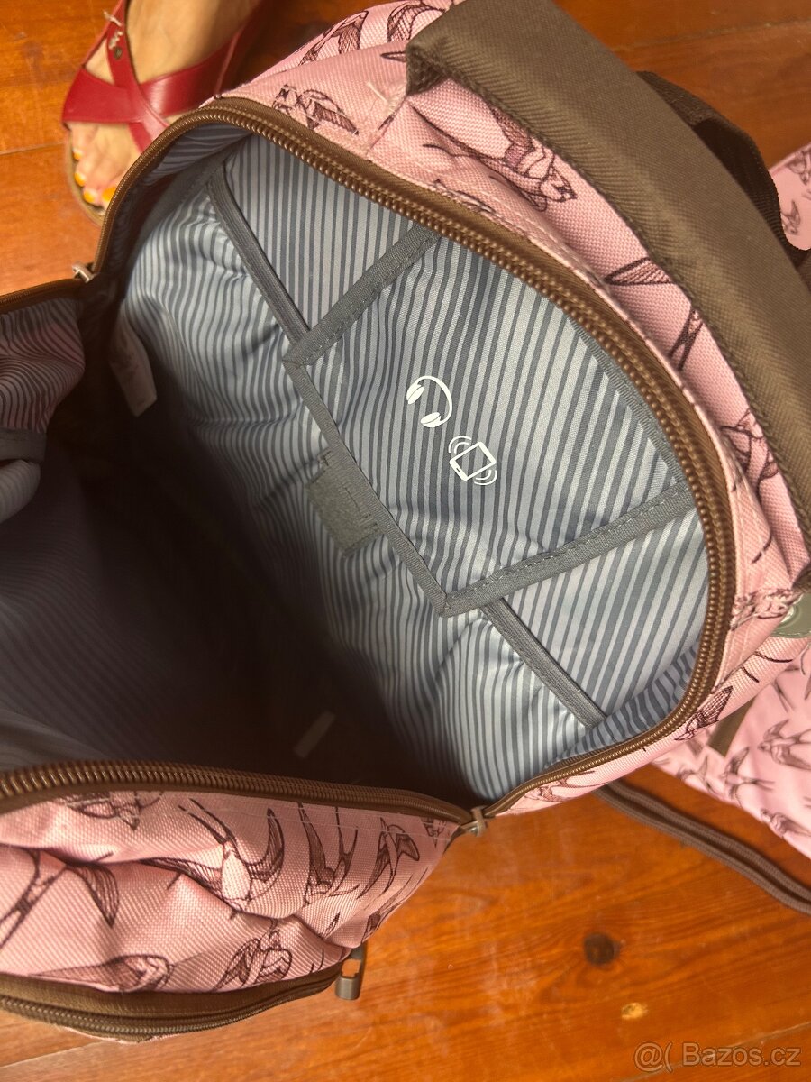 Skolni batoh s penalem a vakem - 9