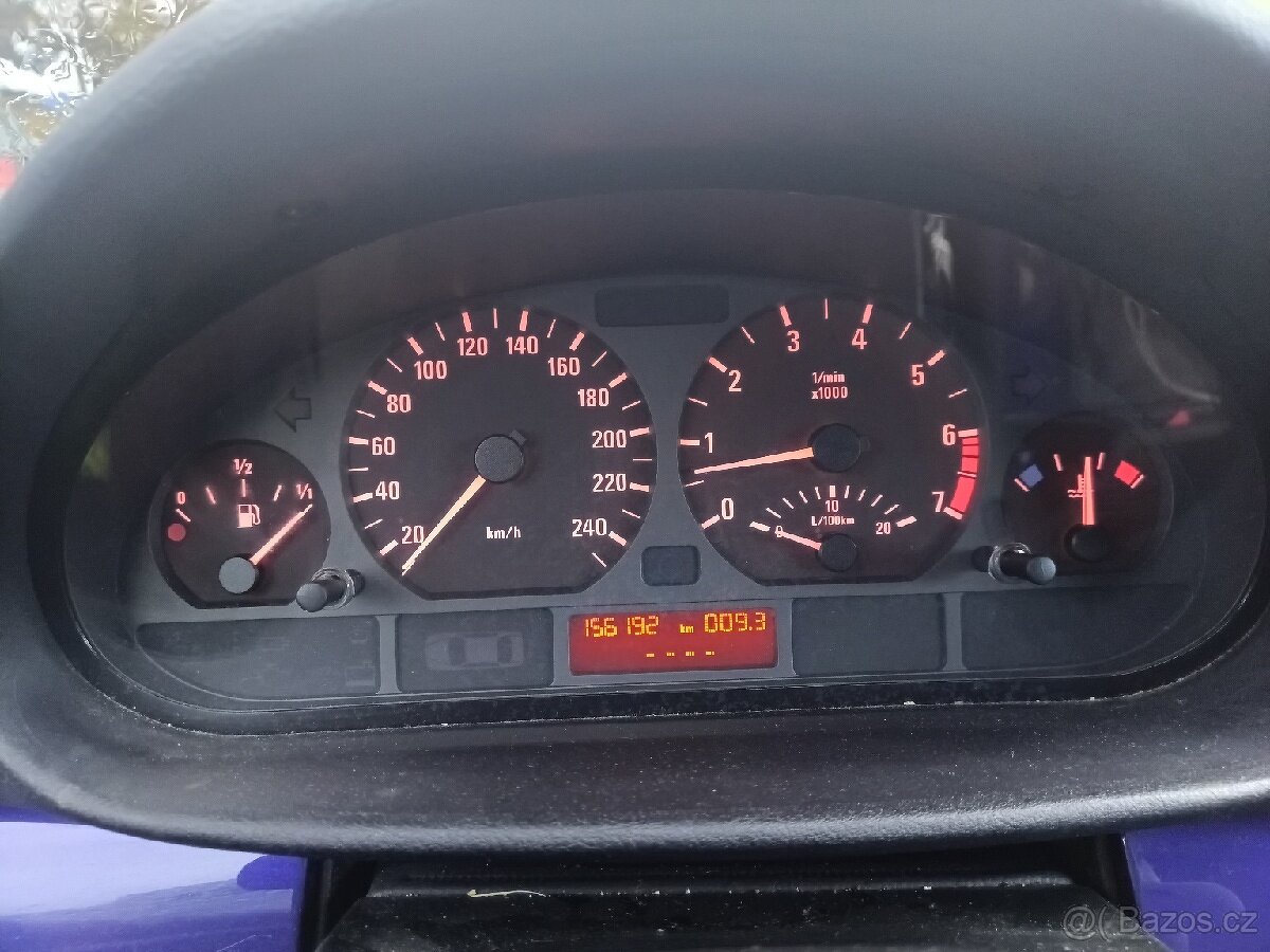 BMW e46 316ti prodám nebo vyměním - 9