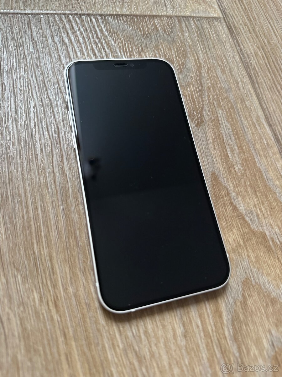 Apple iPhone 12 64GB Bílý - 9