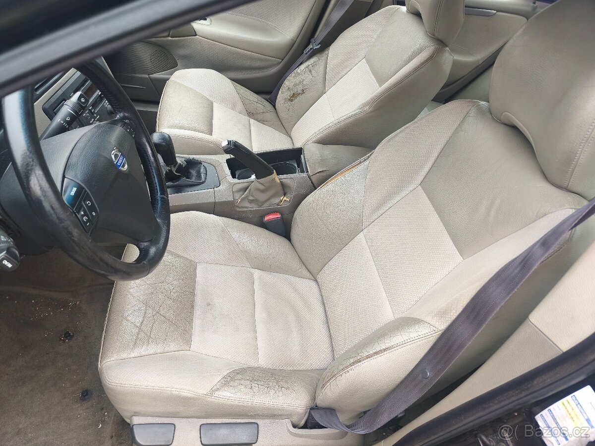 Volvo S60 2.4 D5 120kw - 9