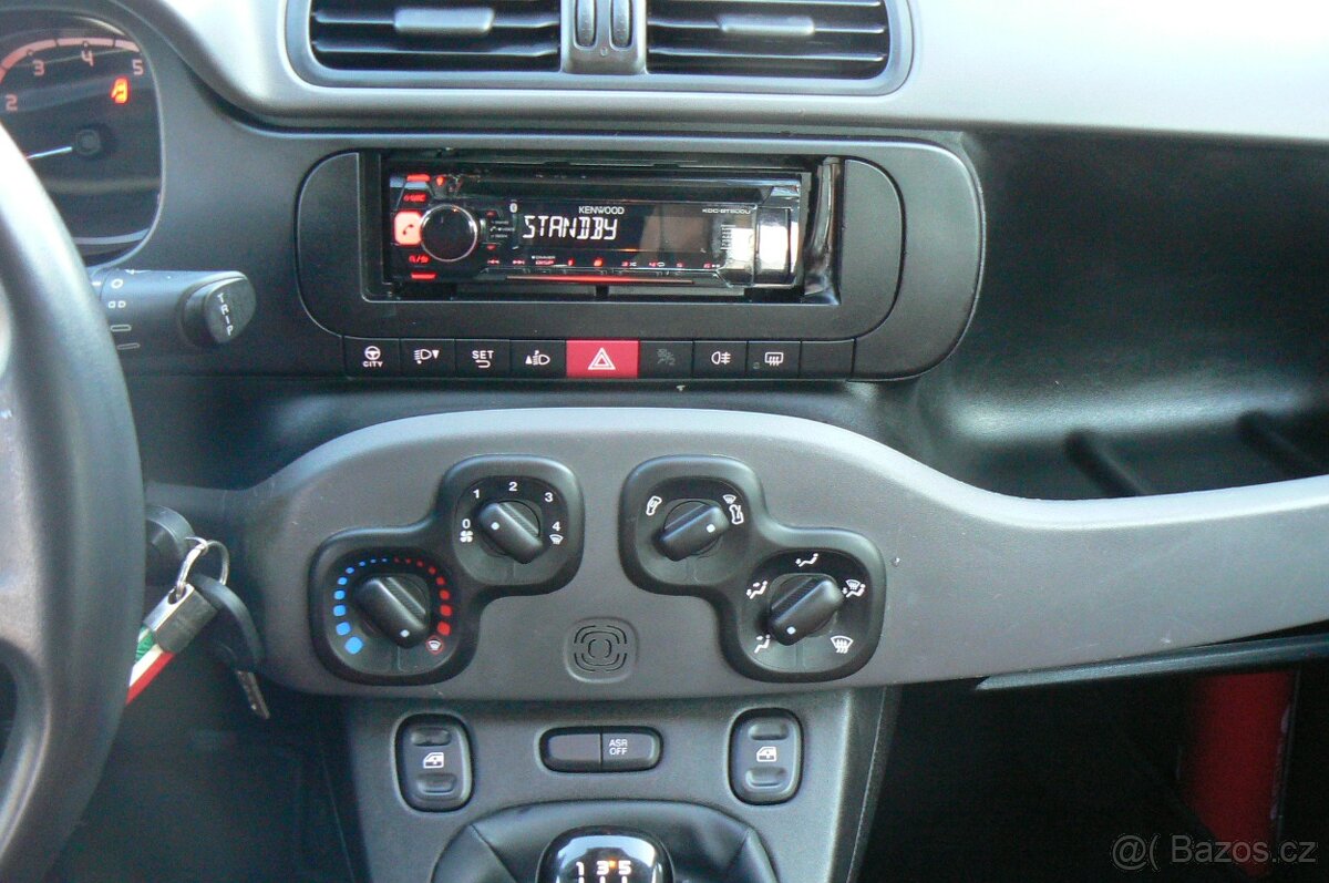 Fiat Panda 1.2-2017 4x2 pěkný stav - 9