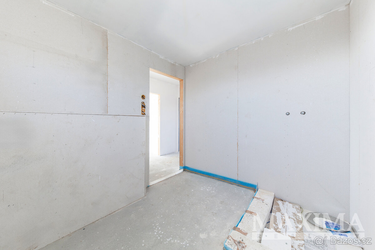 Dům 5+1 o ploše 130 m2 - Bedihošť, - 9