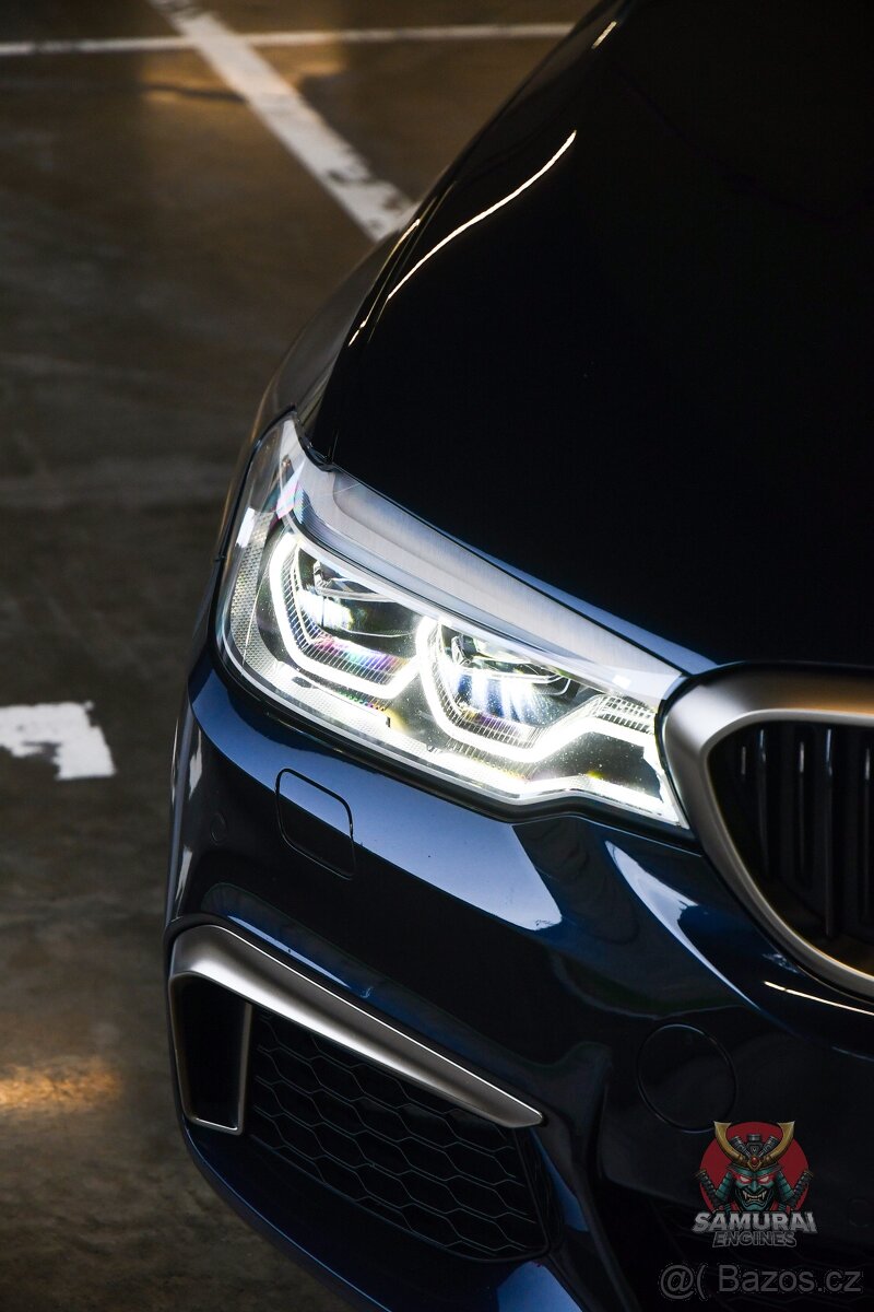 BMW M550i xDrive - 9