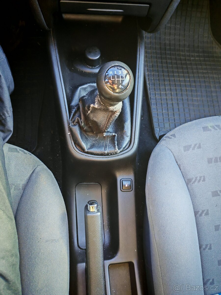 Seat Leon 1.6 74kw - 9