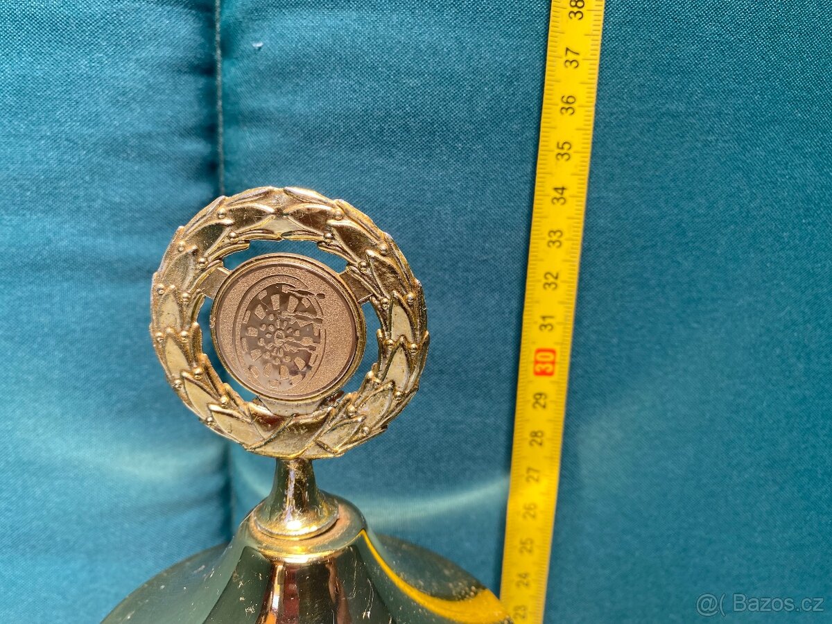 Prodám sadu 3 vítězných trofejí – různé velikosti dle fotogr - 9