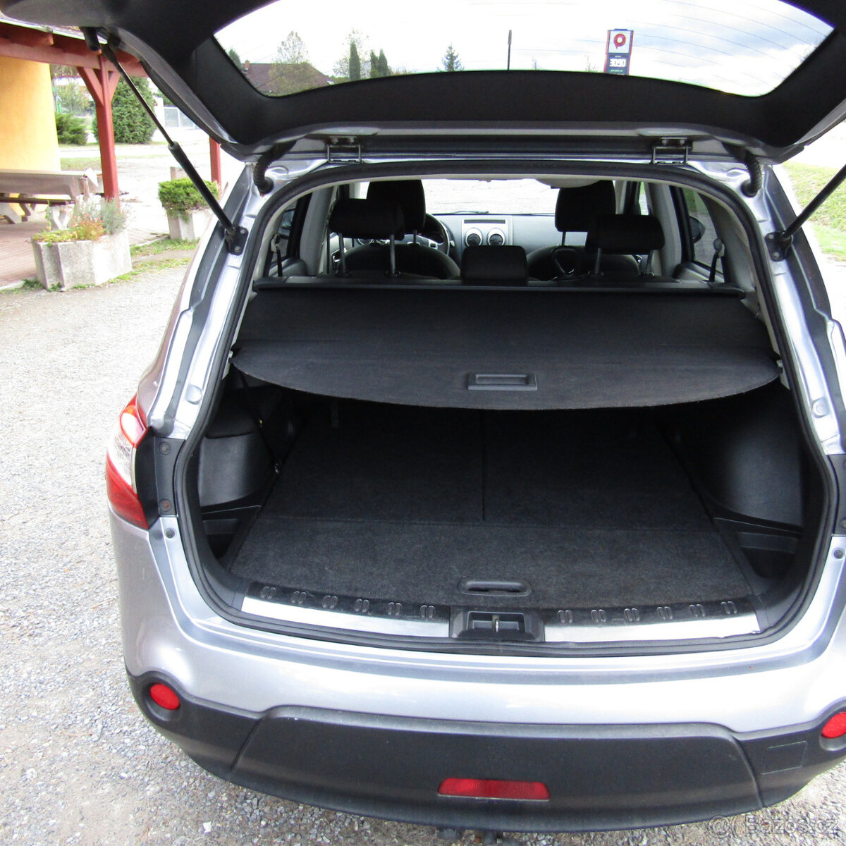 Nissan Qashqai 2,0i 104kw, QASHQAI +2, 7 míst, 149 013km - 9