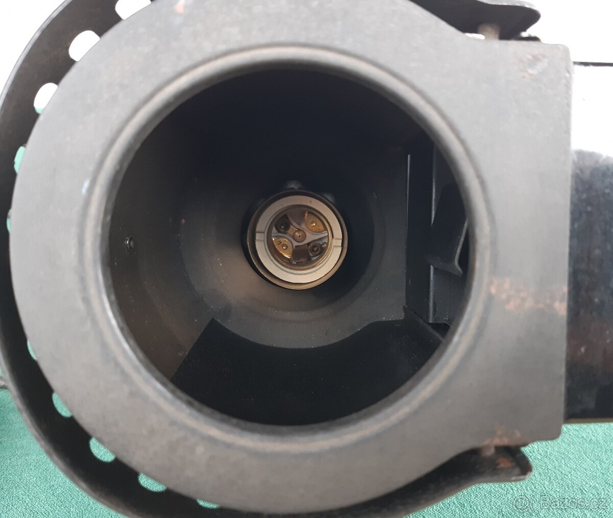 Promítačka na ruční pohon - 9