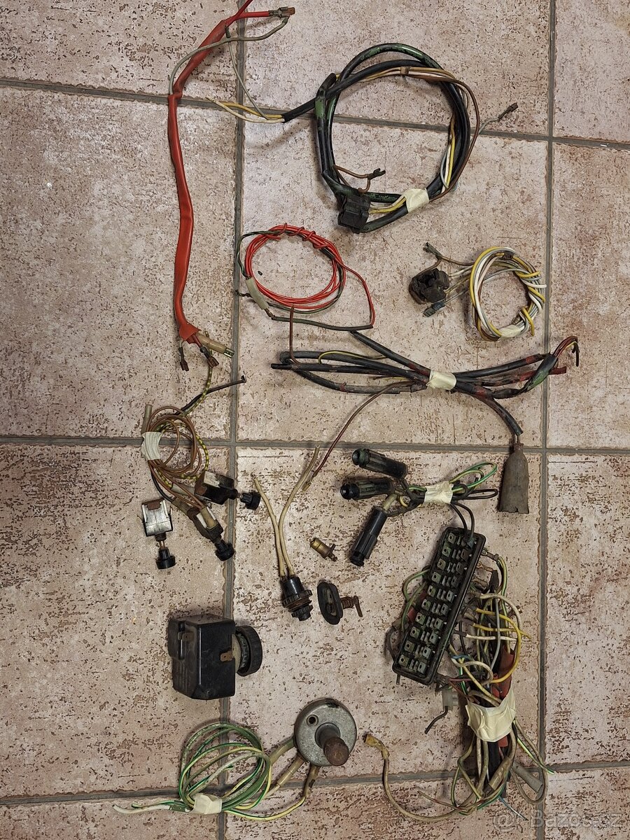 Vw brouk,dily veteran,elektroinstalace - 9