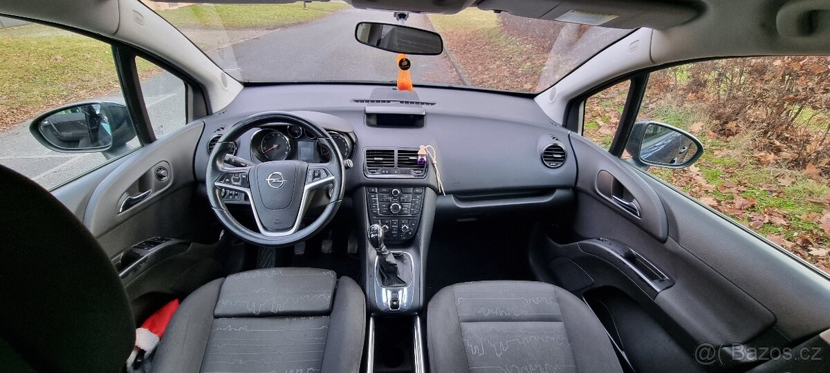 Opel Meriva - 9