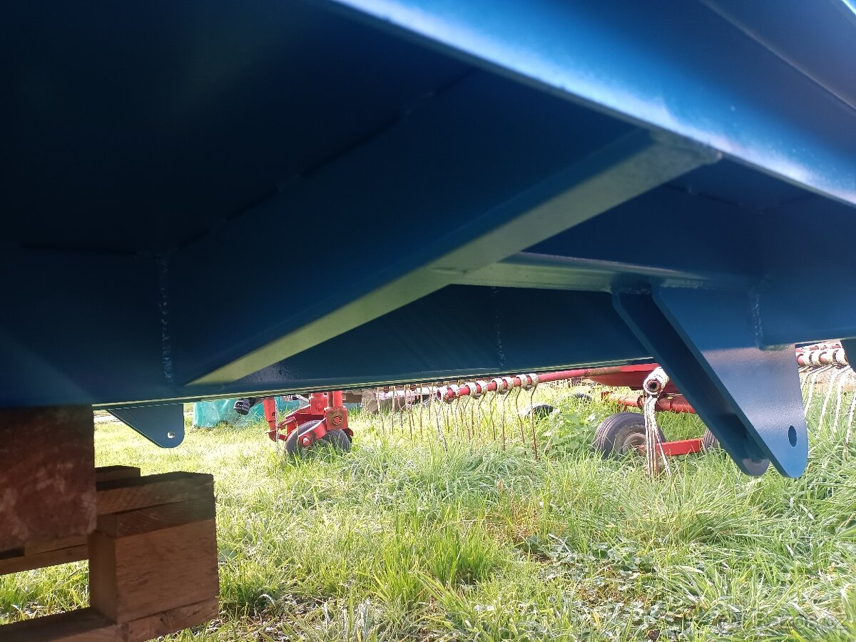 Traktorový návěs - 9