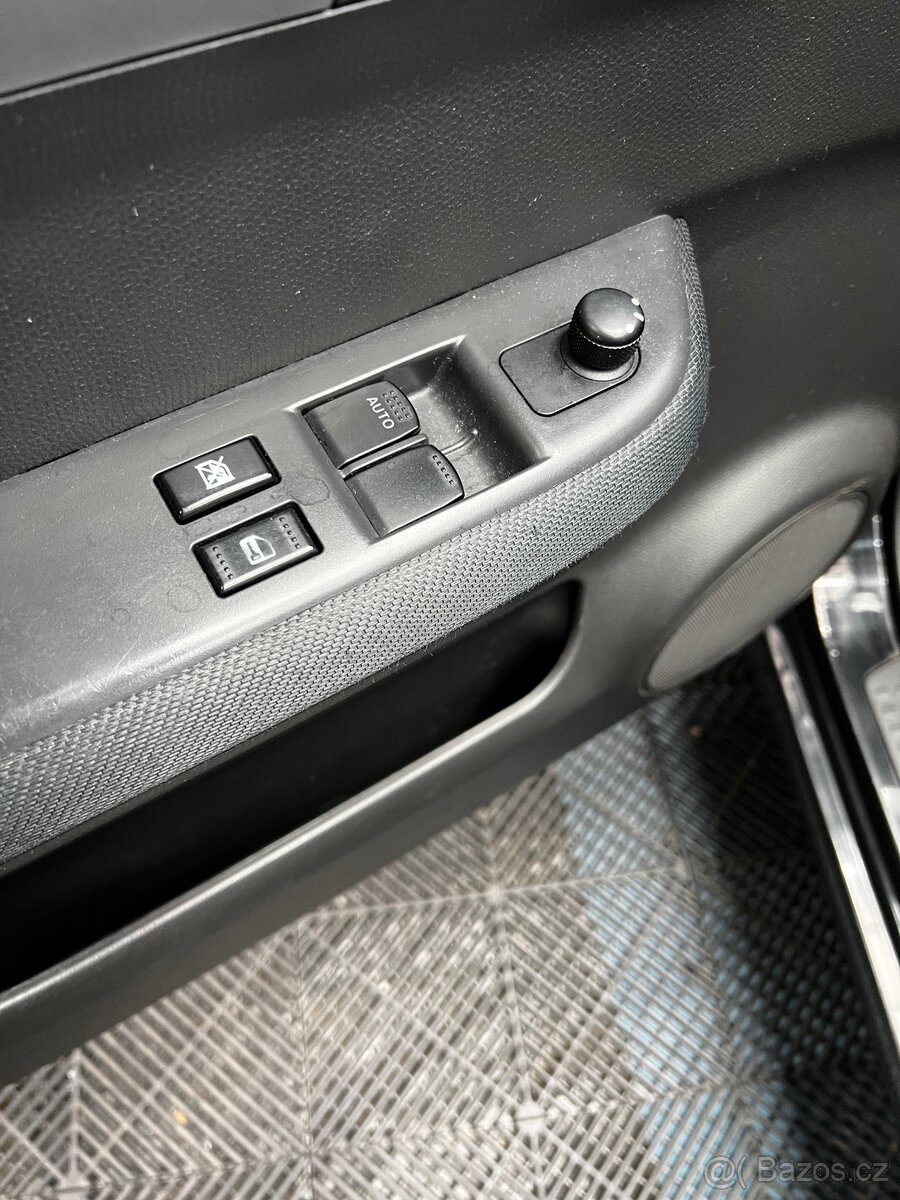Suzuki Swift - 9