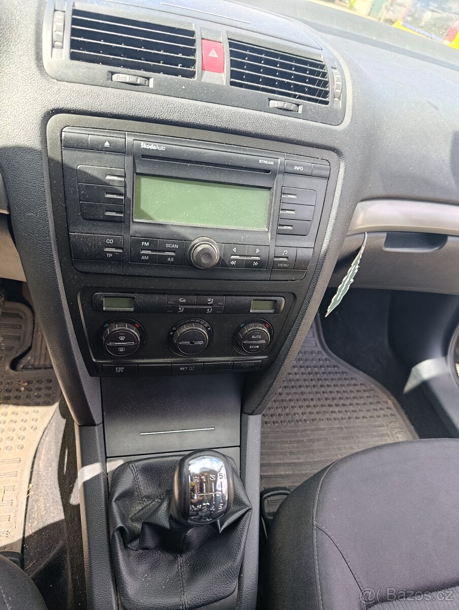 Skoda octavia II 2.0TDI - 9