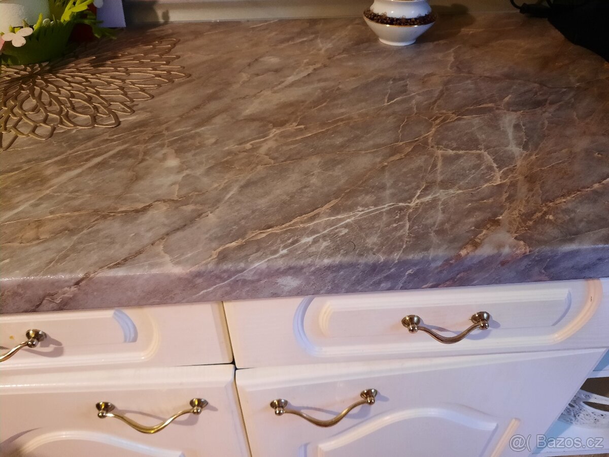 Kuchyňská linka plus spotřebiče - 9