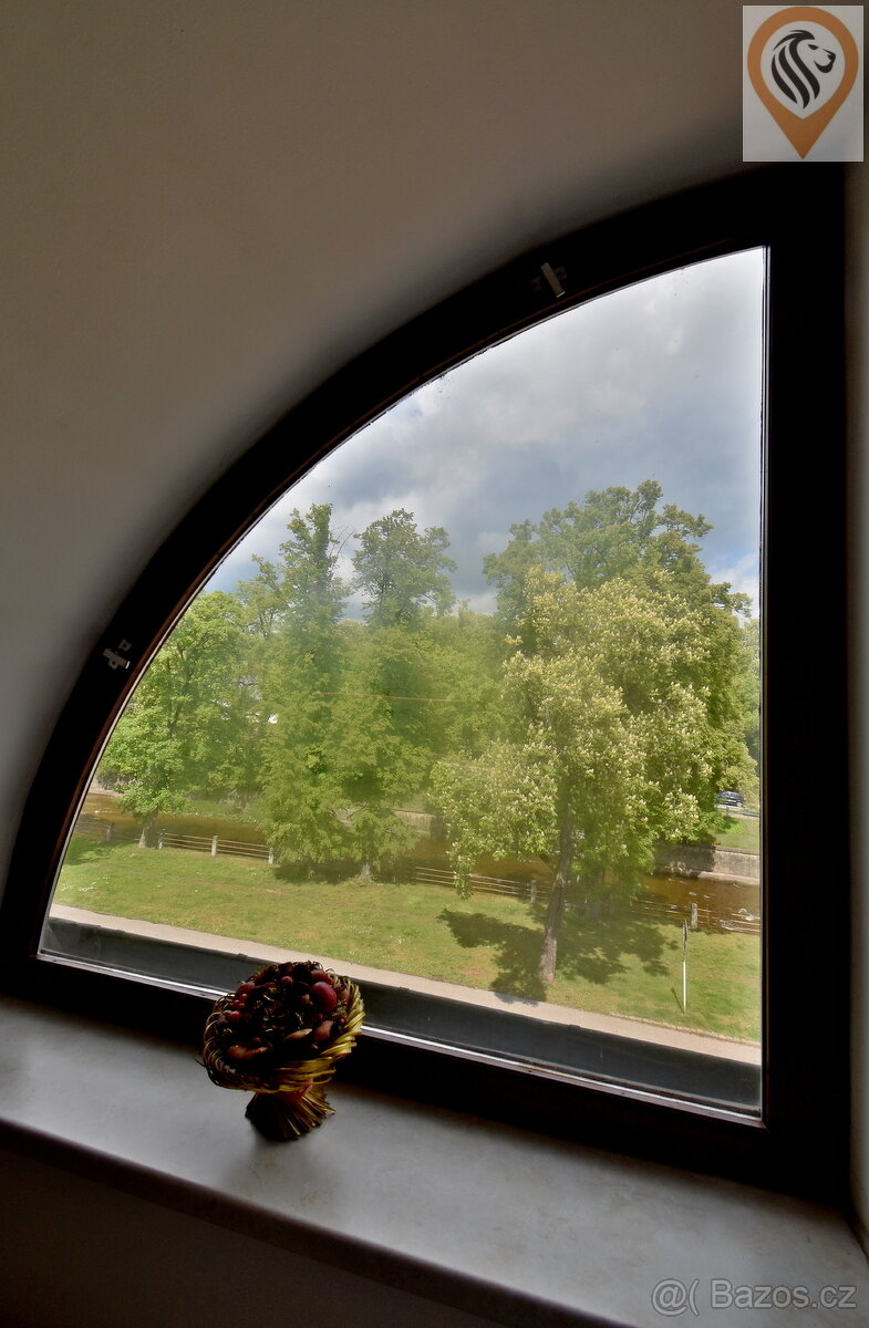 Investiční příležitost i útulné bydlení centru Trutnova – by - 9