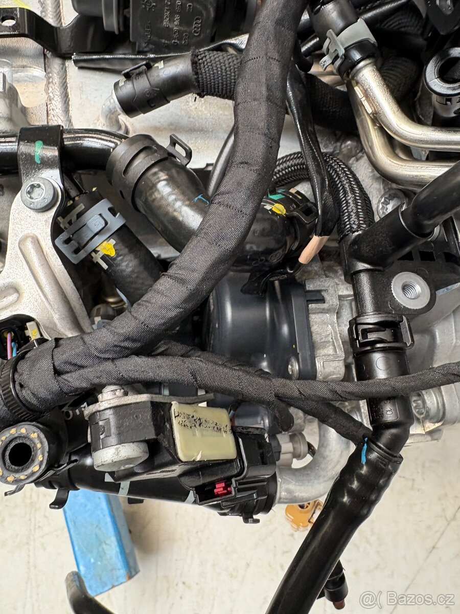 Motor DET DETA Audi 2.0TDI A4 A5 140kw 22.000Km - 9