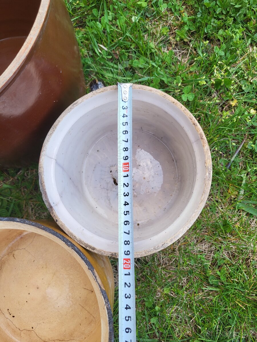 Staré kameninové nádoby - 9