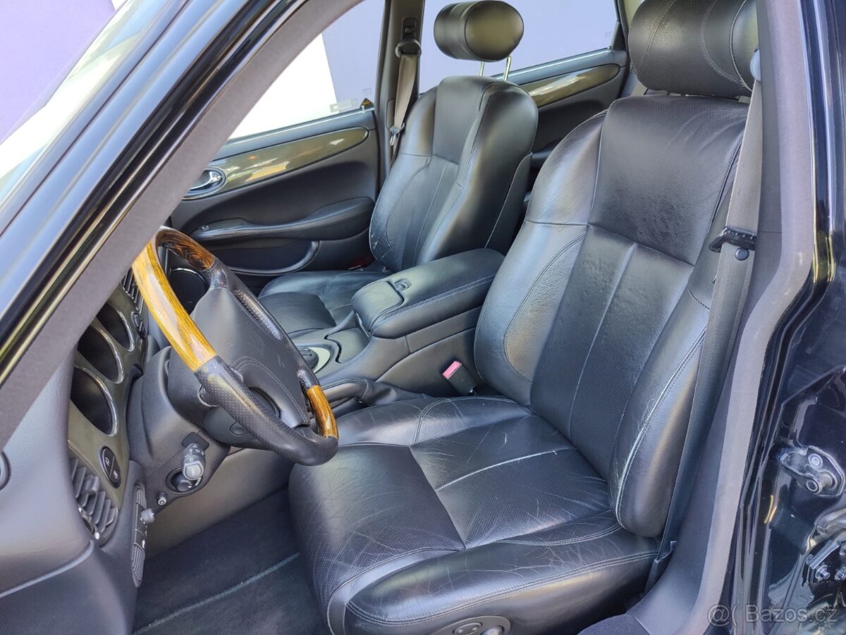 Jaguar XJ V8 SUPERCHARGED 118tkm / 267kW / - 9