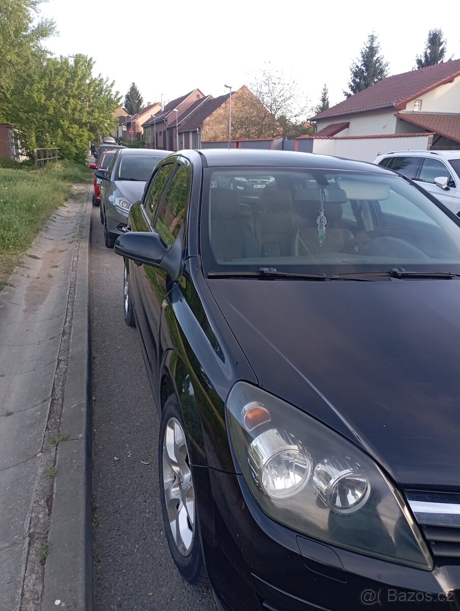 Opel Astra 17 CDTI 16V - 9