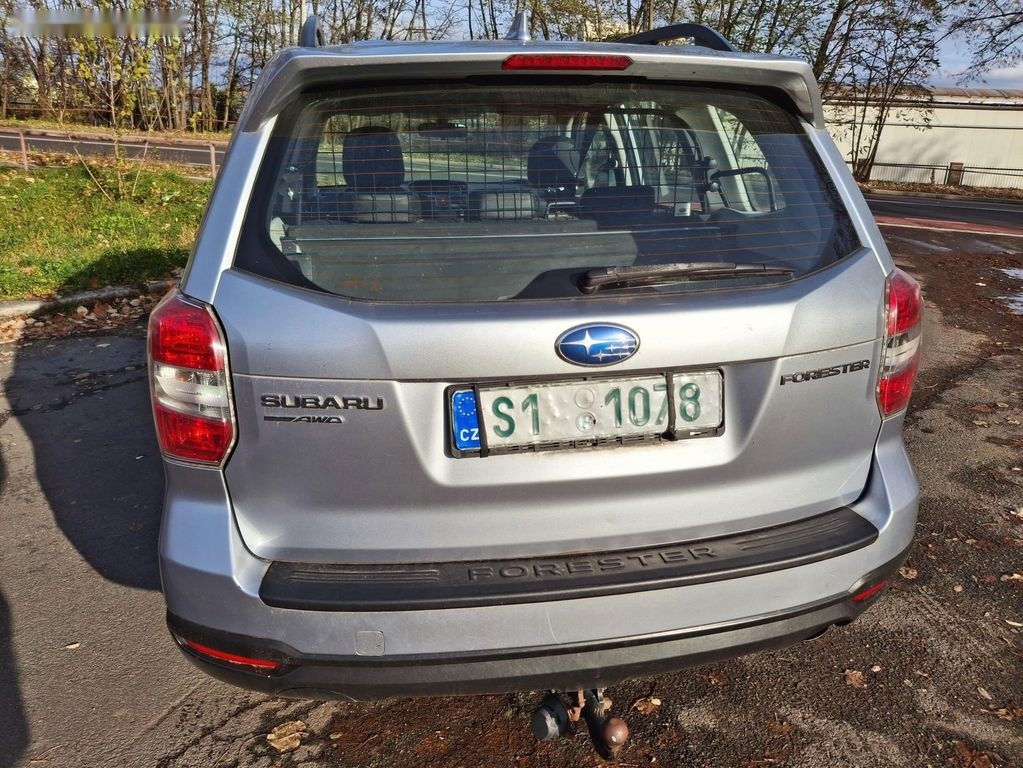 Subaru Forester,2.0 benzin Rezervace - 9