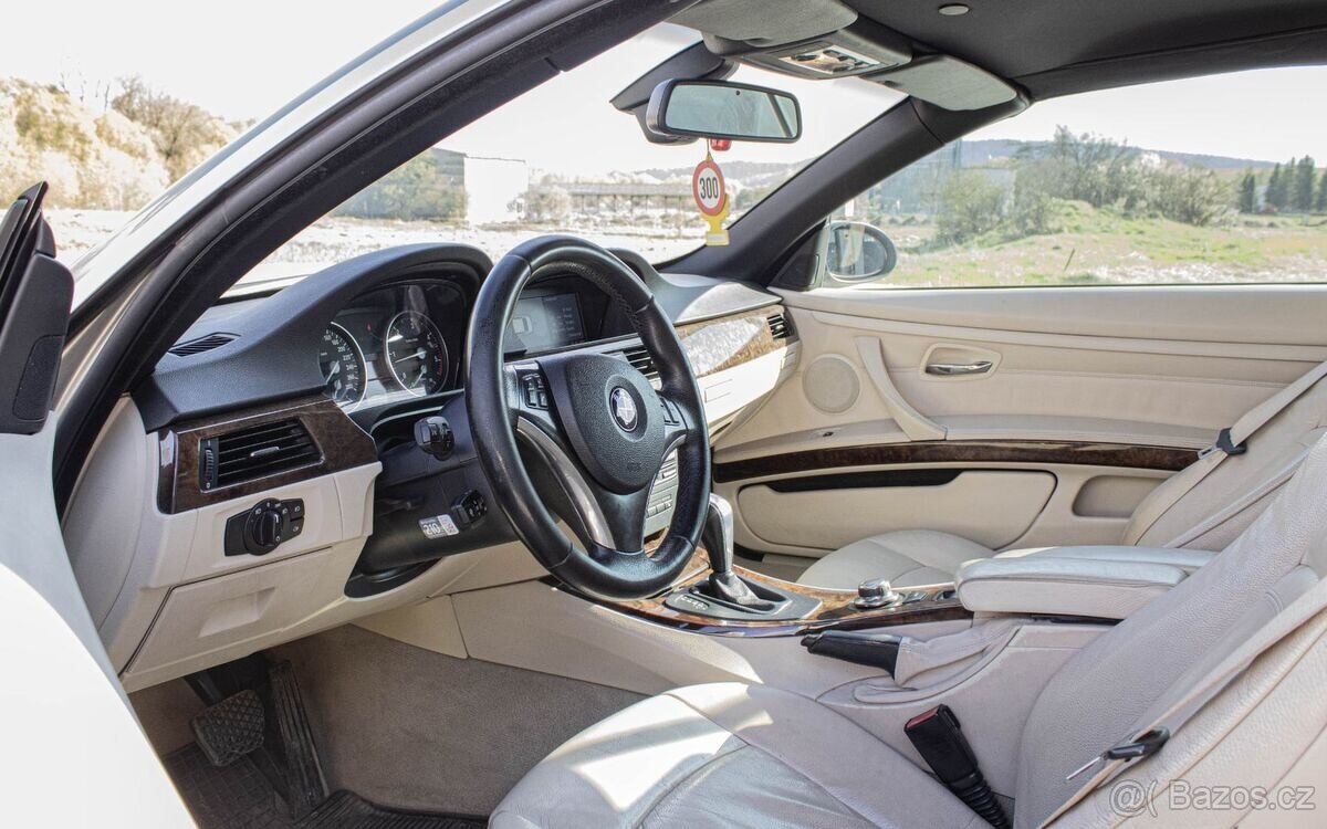 BMW 330D E93 2007 - 9