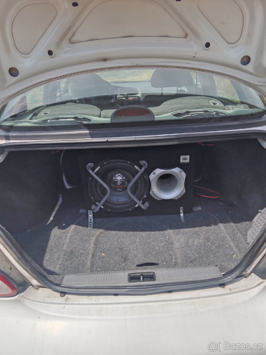 Hyundai lantra j2 1.9gld - 9