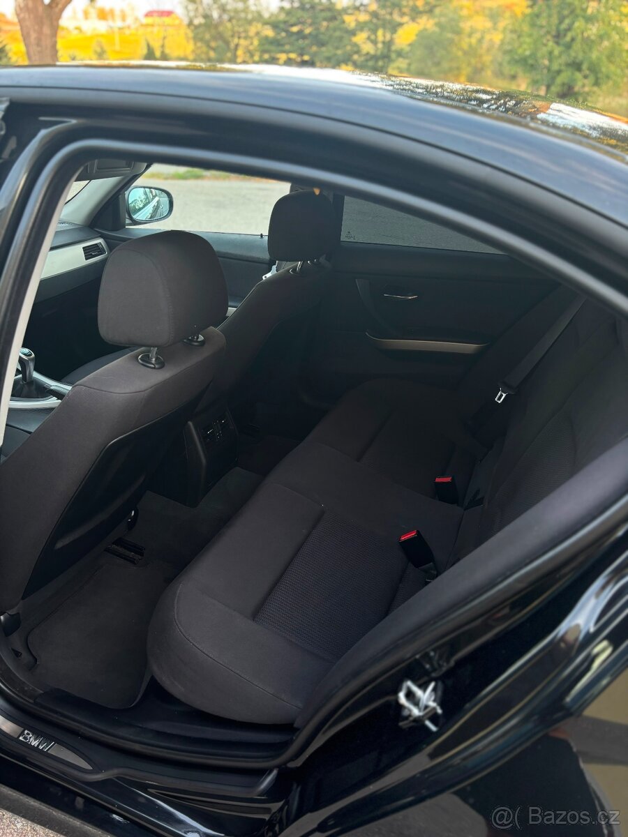 E 90 318I - 9