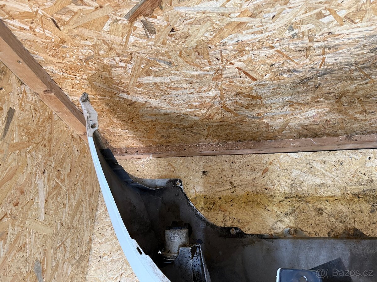 PŘEDNÍ NÁRAZNÍK FIAT LINEA FACELIFT - 9