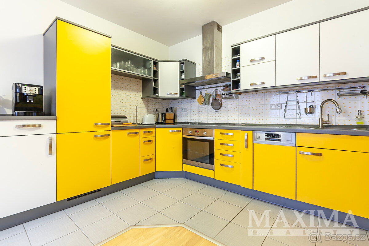 Dům 5+1 o ploše 220 m2 - Praha, Libuš - 9