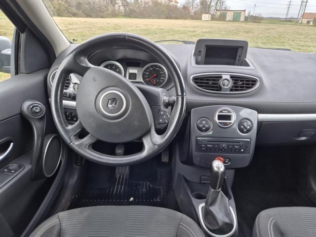Prodám Renault Clio 1.2TCE 76KW - KLIMATIZACE - 9
