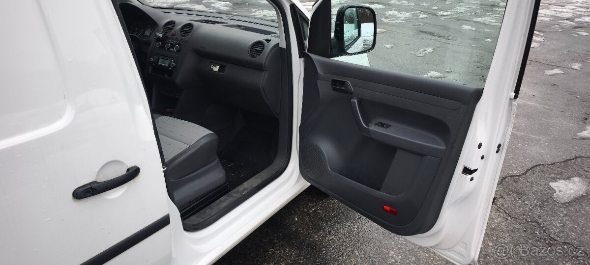 VW Caddy maxi 1,6 TDI - 9