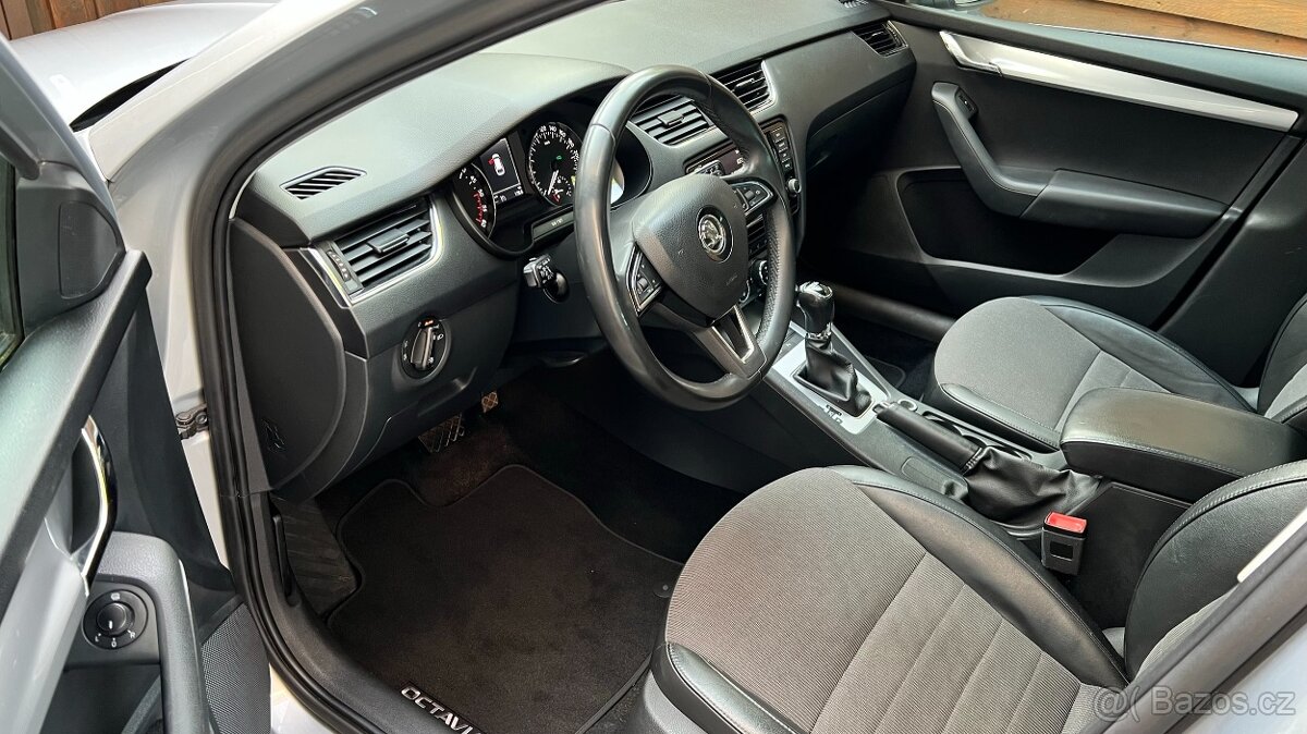 Škoda Octavia 3, 2.0 tdi, 110kw, Dsg, Panorama, Elegance - 9